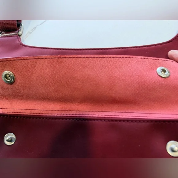 EUC! Longchamp Deep Red Crossbody Bag from the discontinued Planètes line - Picture 5 of 10